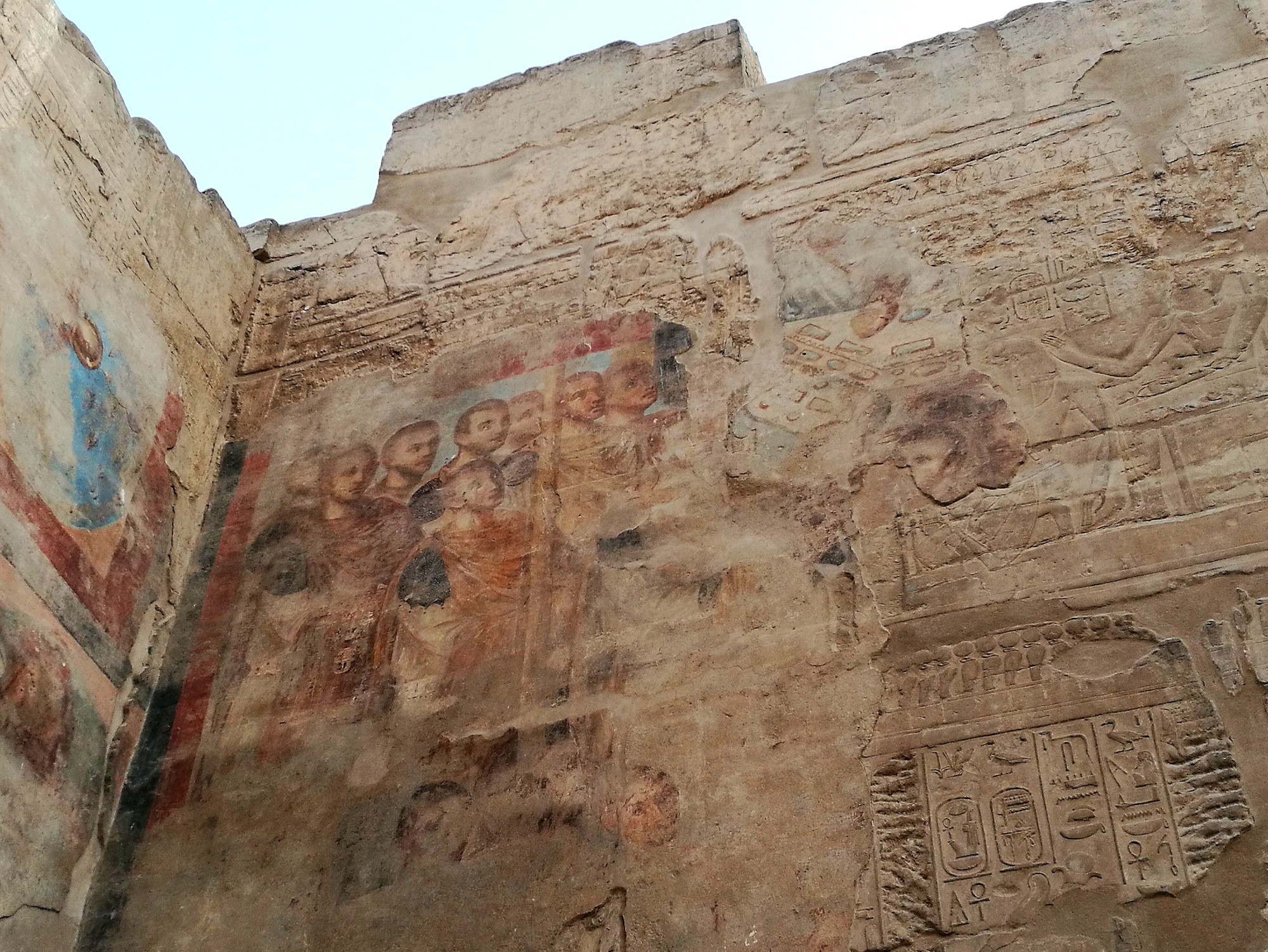 Luxor Temple里格格不入的壁画。
